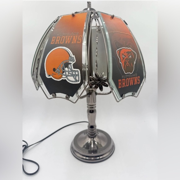 Cleveland Browns Dawg Pound 3-Way Touch Lamp 21” Tall 6 Glass Panels